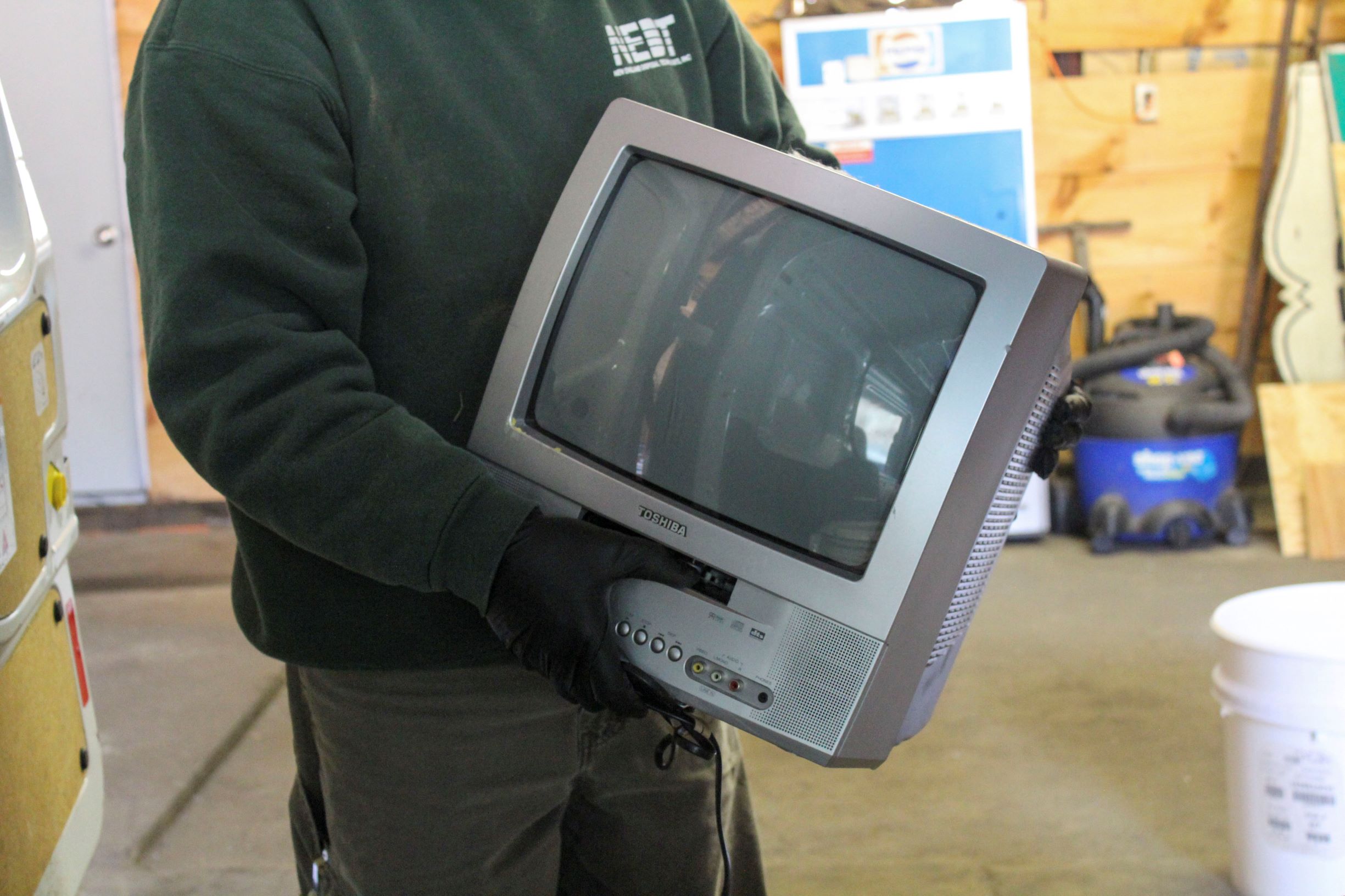 The Dangers Of Cathode Ray Tube CRT Monitors And Televisions NEDT